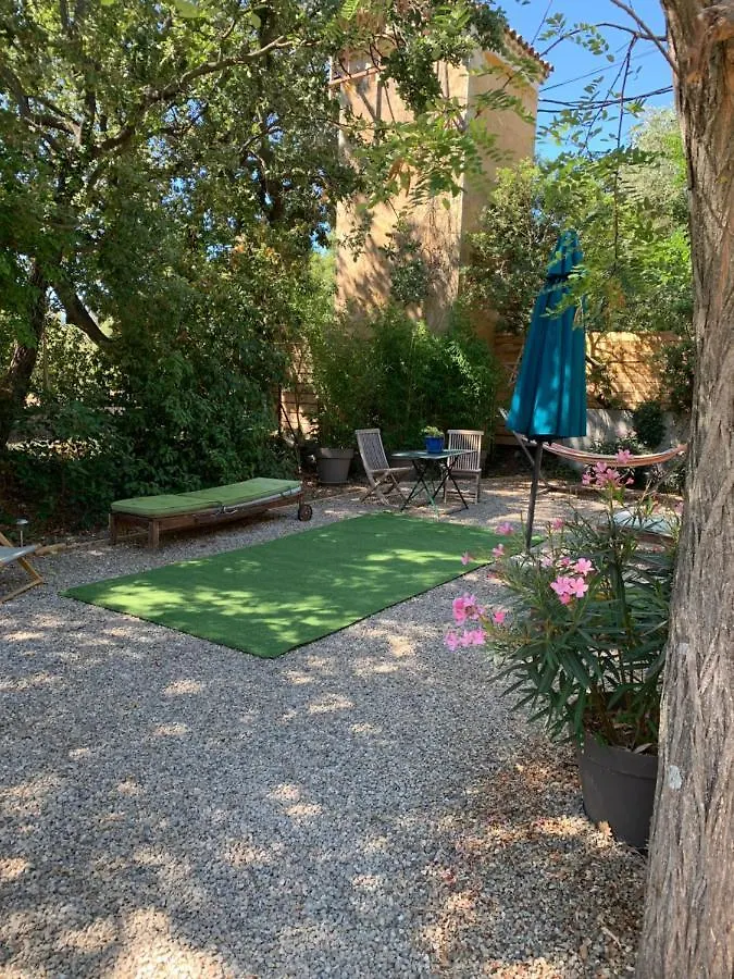 Le Clos Du Bonheur لو براديت 0*,